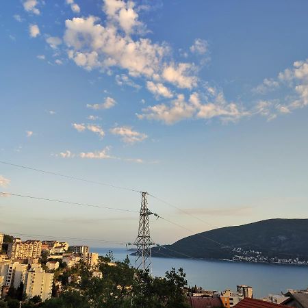Elena Apartment Herceg Novi Bagian luar foto