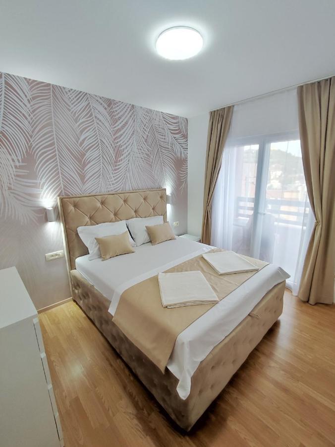 Elena Apartment Herceg Novi Bagian luar foto
