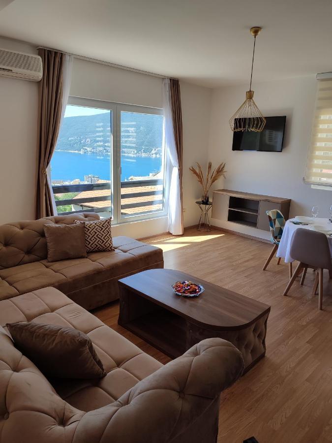 Elena Apartment Herceg Novi Bagian luar foto